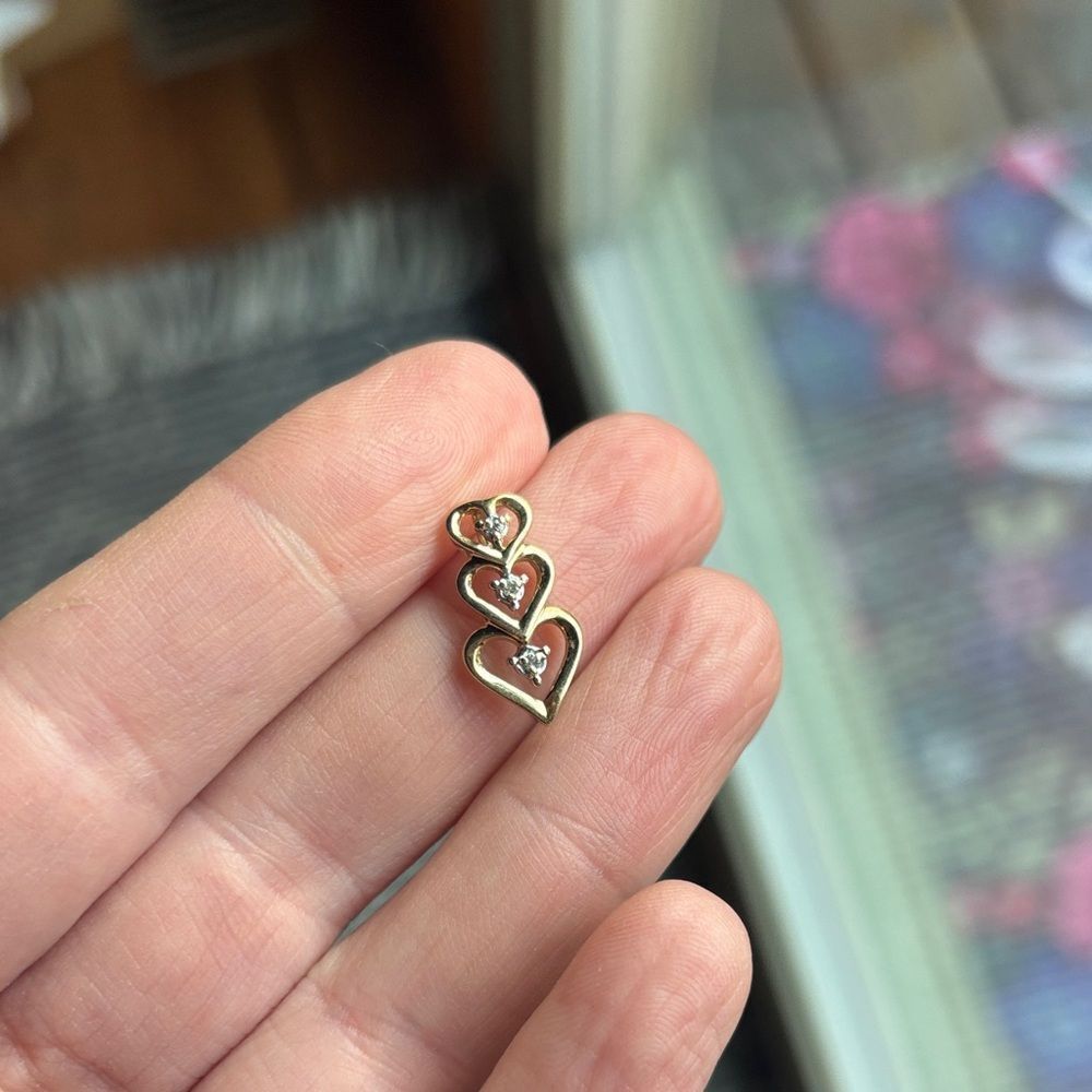 10K stamped Gold Tri-Heart Pendent with diamonds made in Italy